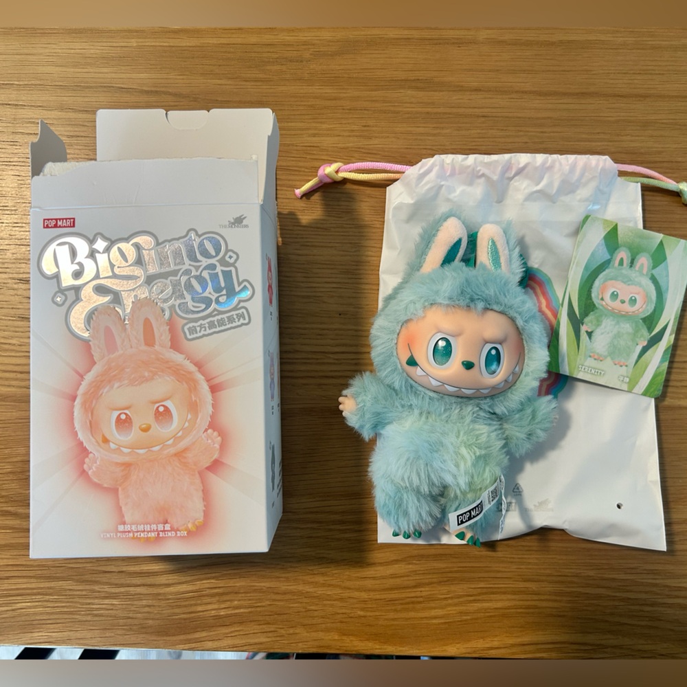 POP MART THE MONSTERS Big into Energy Series-Vinyl Plush Pendant Blind Box